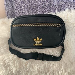 Adidas bag / fanny pack